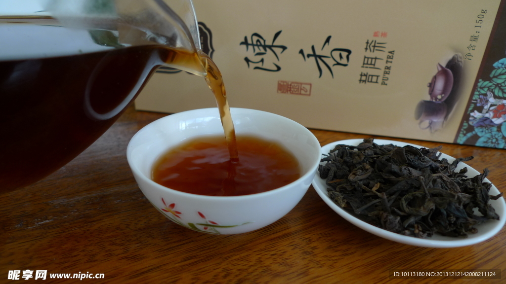 普洱茶湯