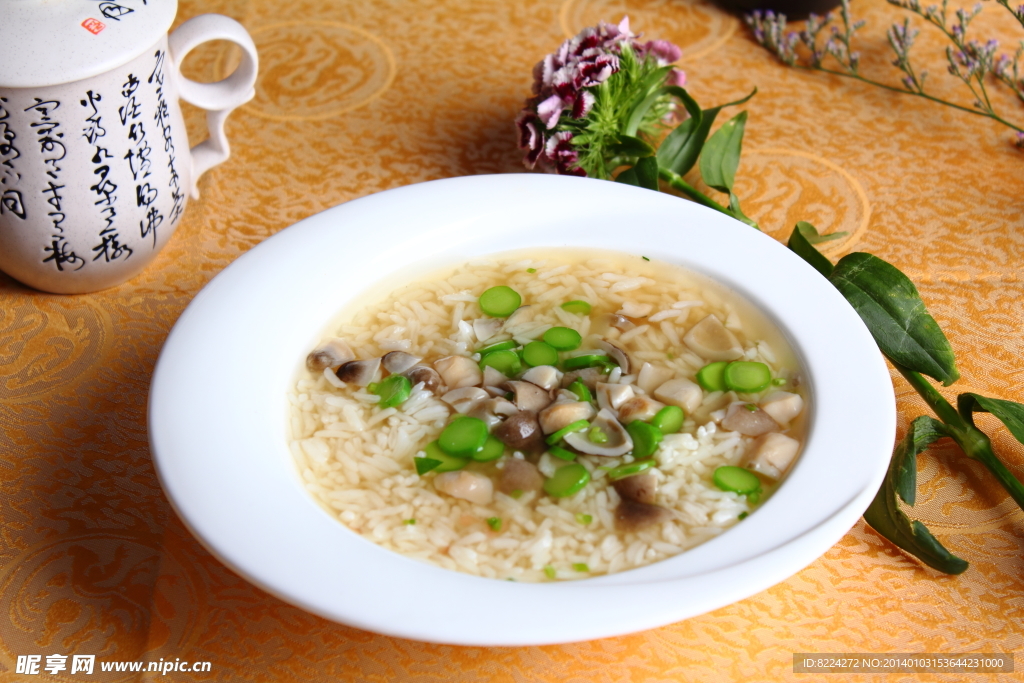 上湯菜粒泡飯