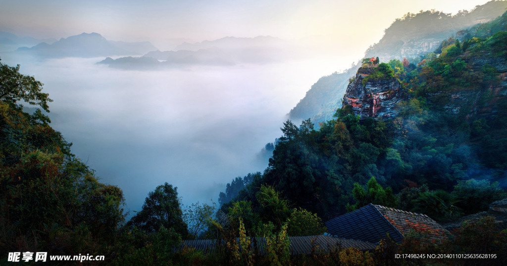 云霧風(fēng)景