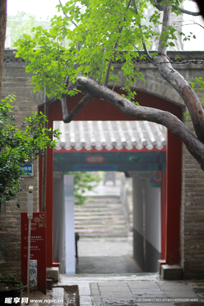 寺廟小門