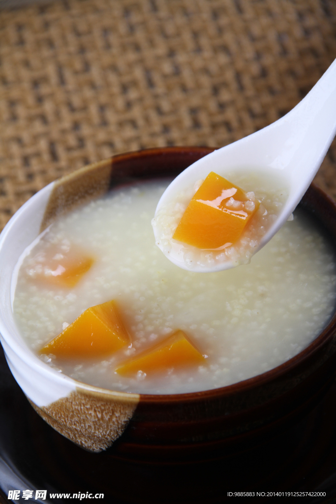 南瓜小米粥