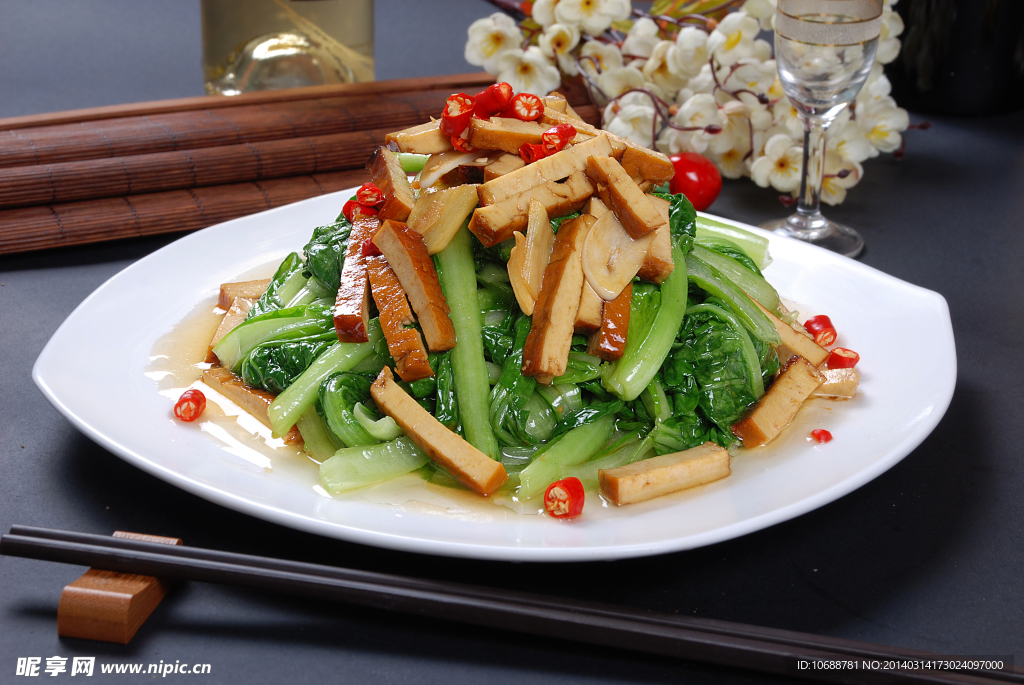 豆干小白菜
