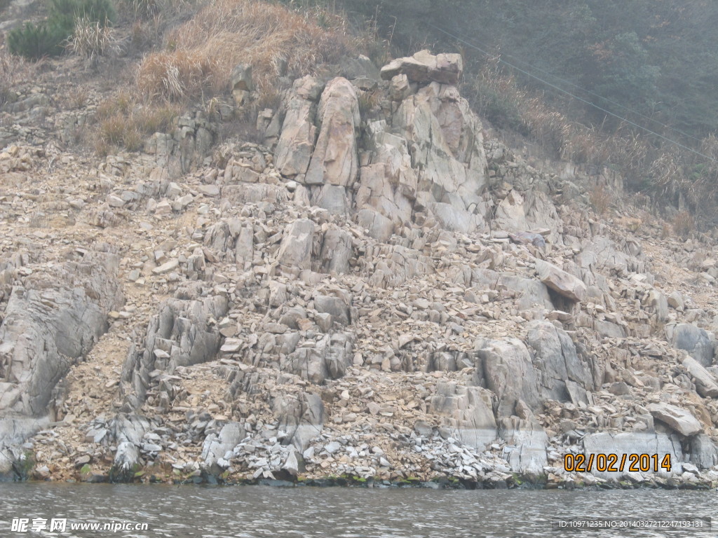 石頭山