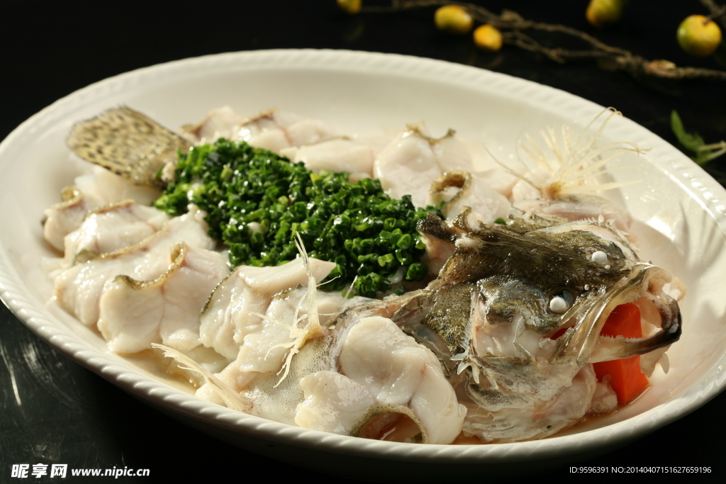 蔥香陳村粉蒸桂魚