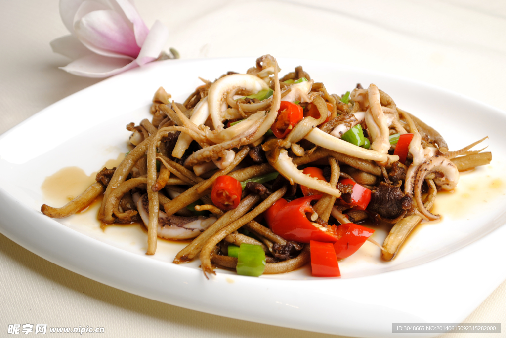 茶樹菇 炒魷魚須