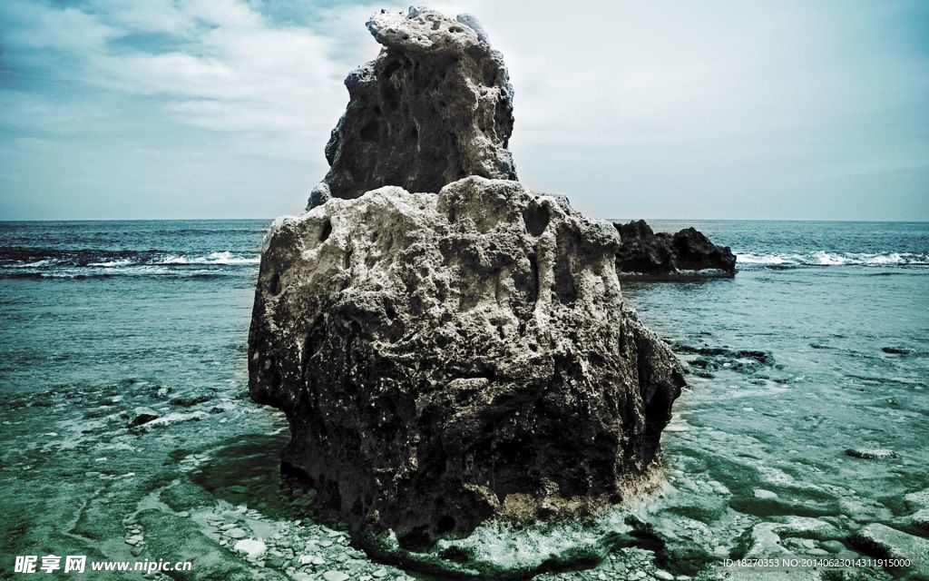 海邊石頭