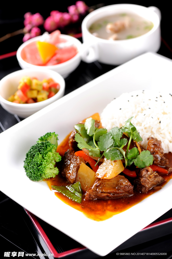 蘿卜牛腩飯