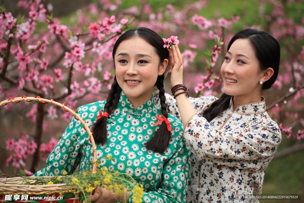 可愛美女姐妹花