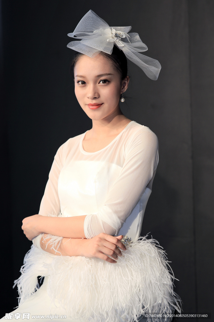 婚紗美女