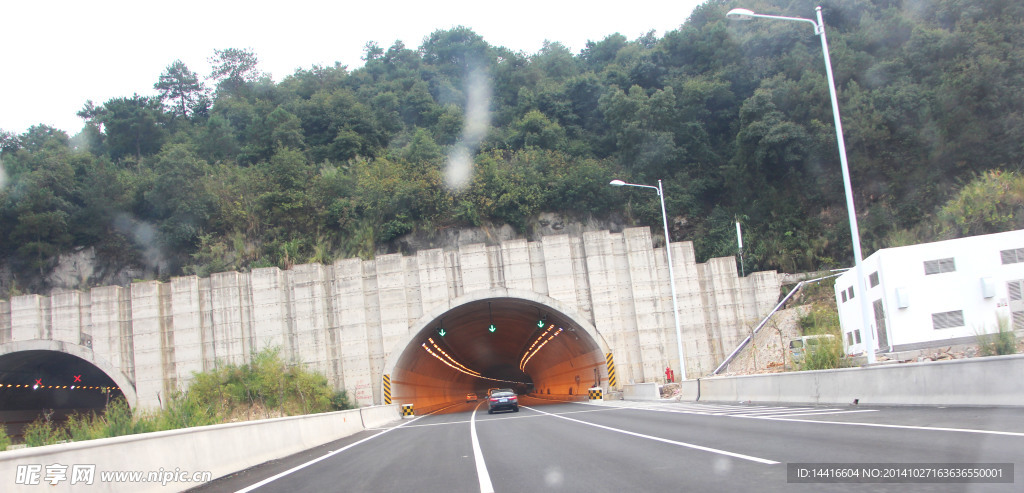 隧道風景