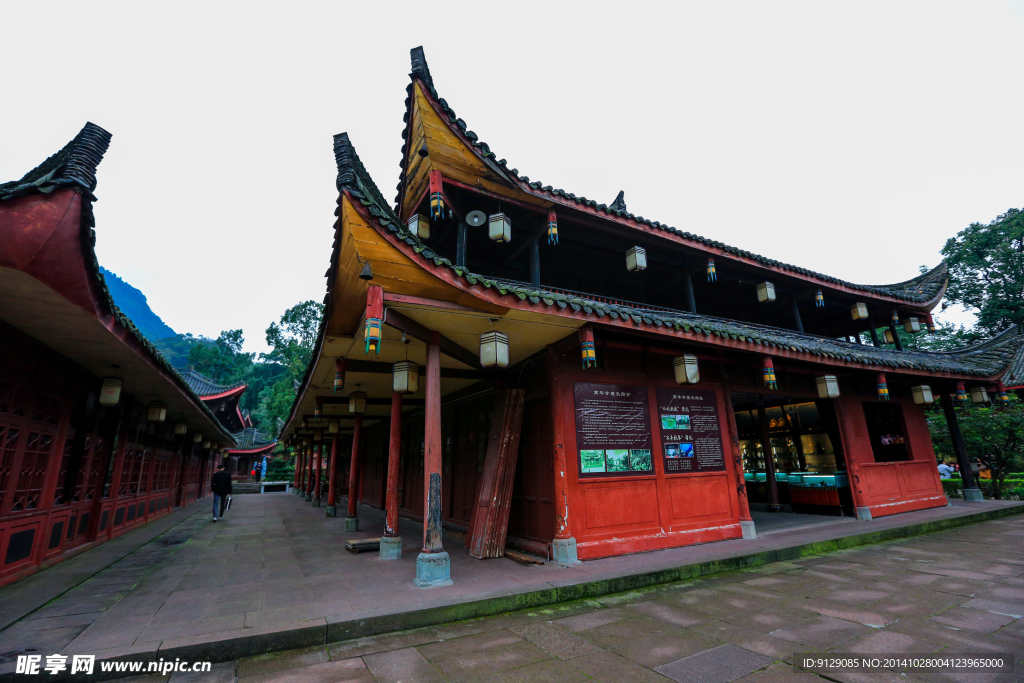 峨眉山萬(wàn)年寺