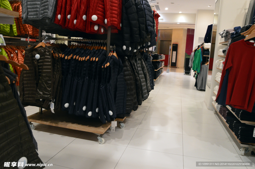 商場衣服