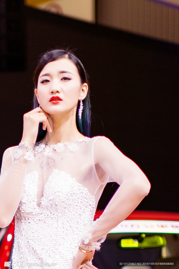 女模