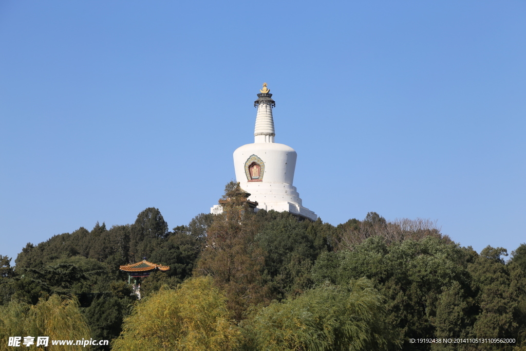 北海白塔