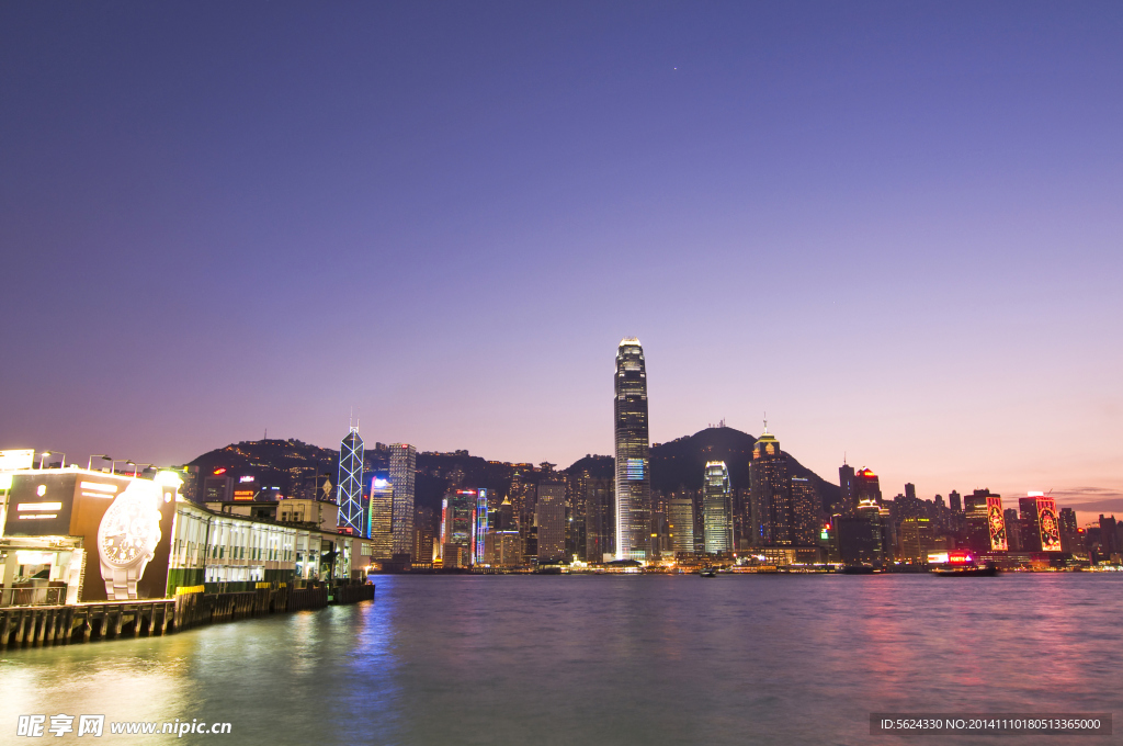 港口 夜景