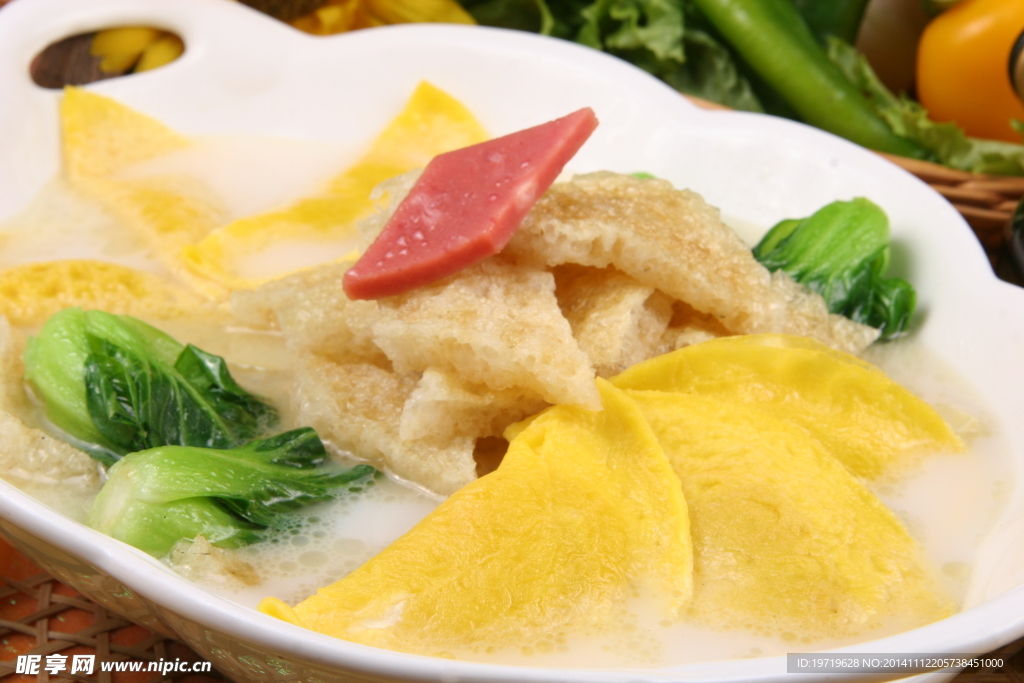頂湯肉皮