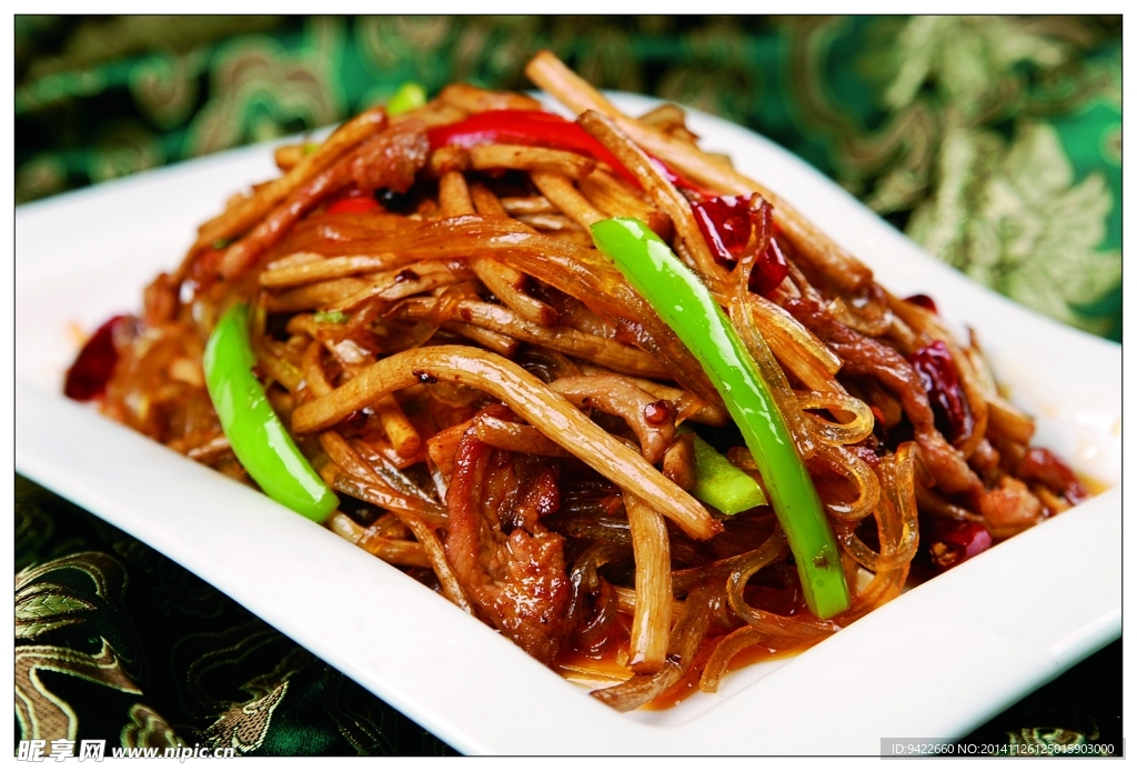 鮮樹菇燜肉粉