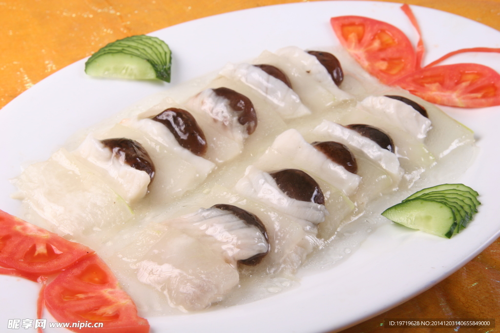 魚菇扒瓜脯