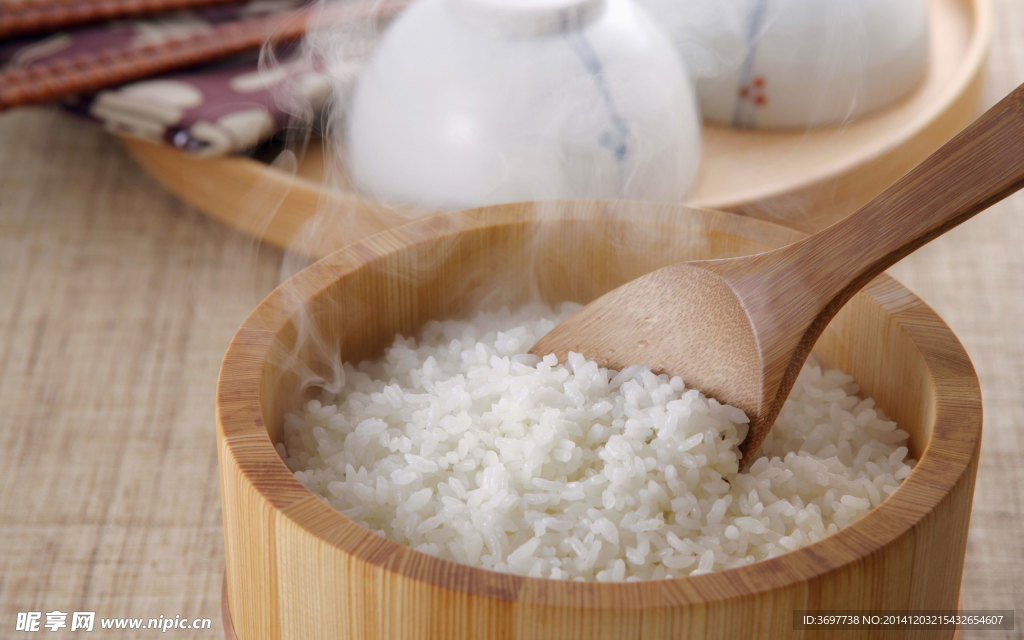 香香的大米飯