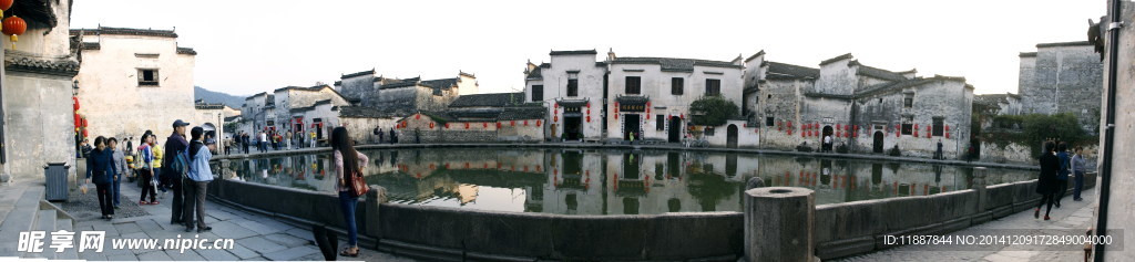 月沼