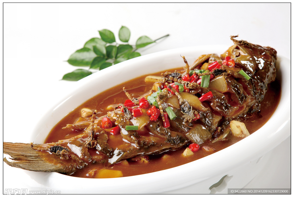 黃河鯉魚煨金蟲
