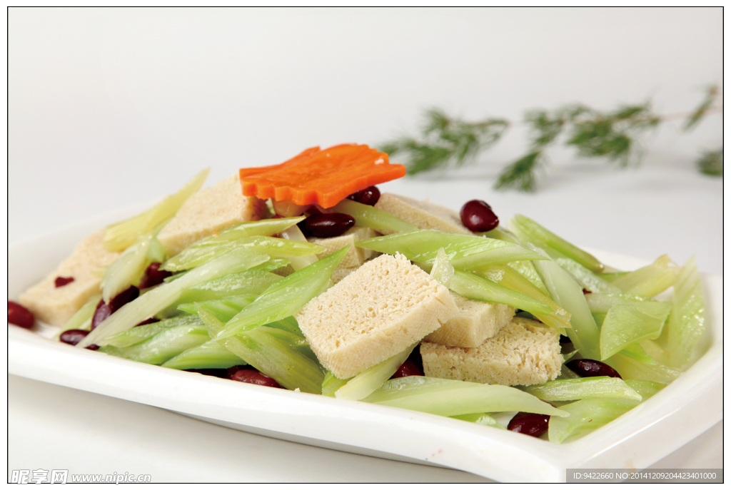 西芹腰豆凍豆腐