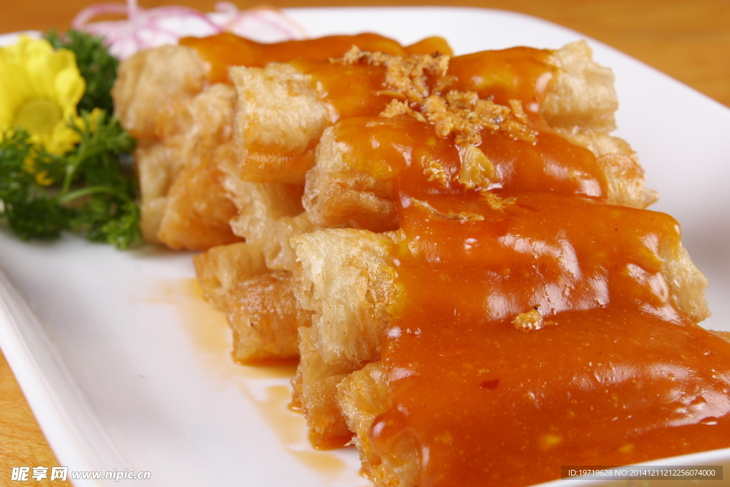 蟹粉扒魚頭