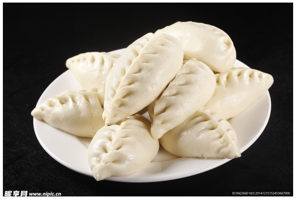 特色醬肉包