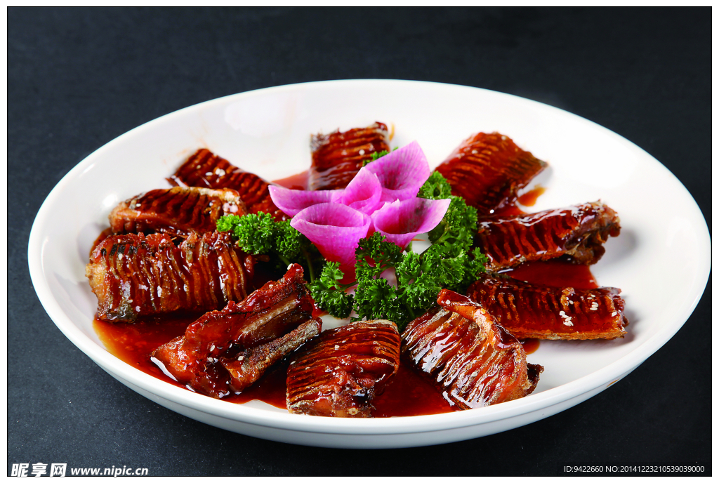 三晉一絕燜草魚(yú)
