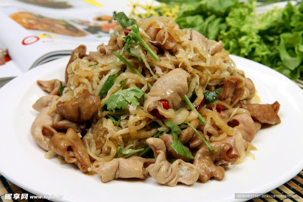 酸菜炒肥腸
