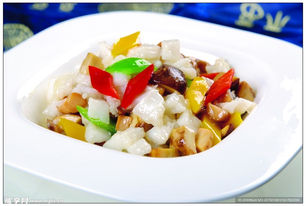 菌香鱈魚粒