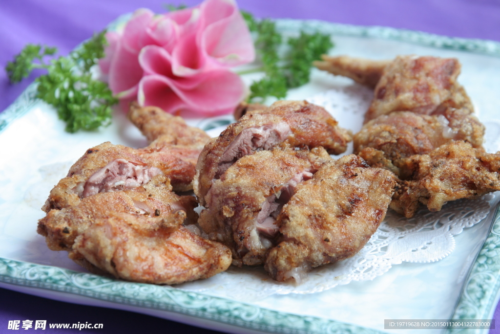 蒜香野兔腿