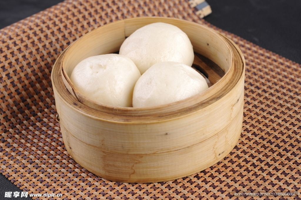 廣式茶點豆沙包