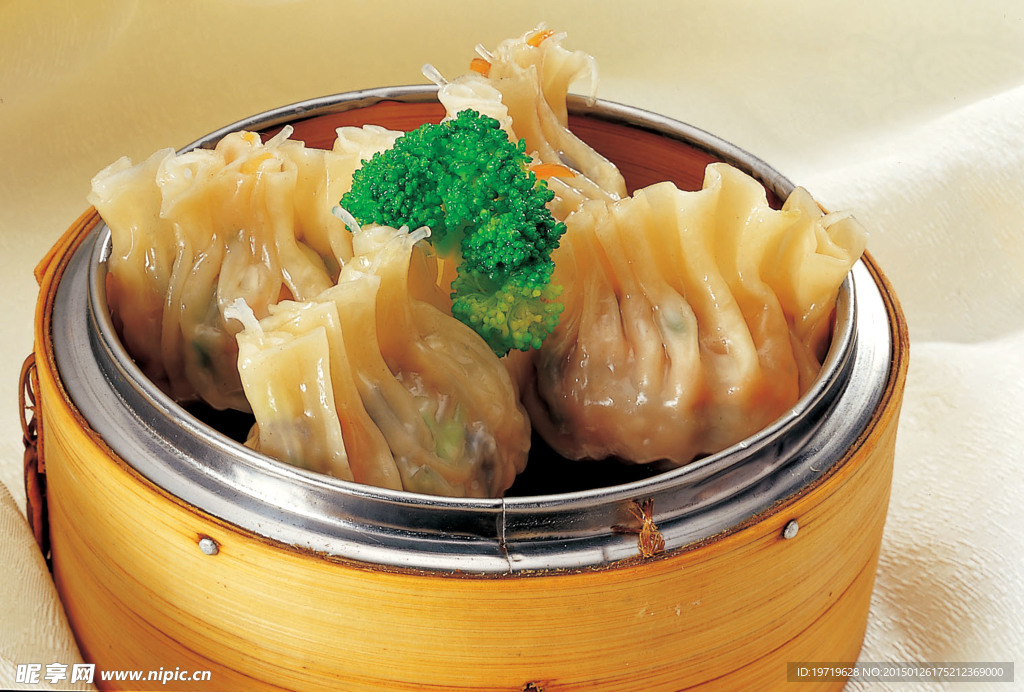 魚翅餃