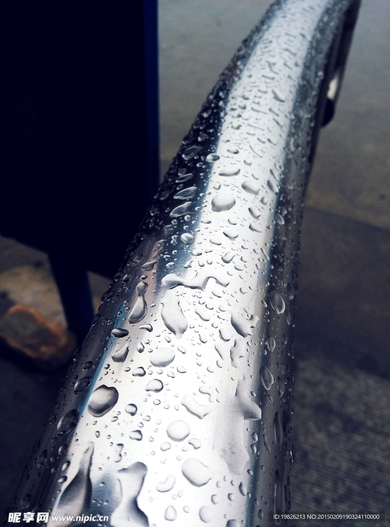 水珠 露水