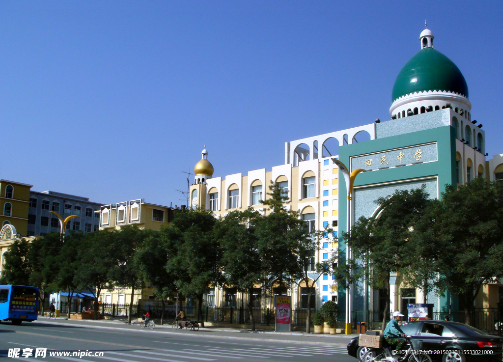 蒙回街街景