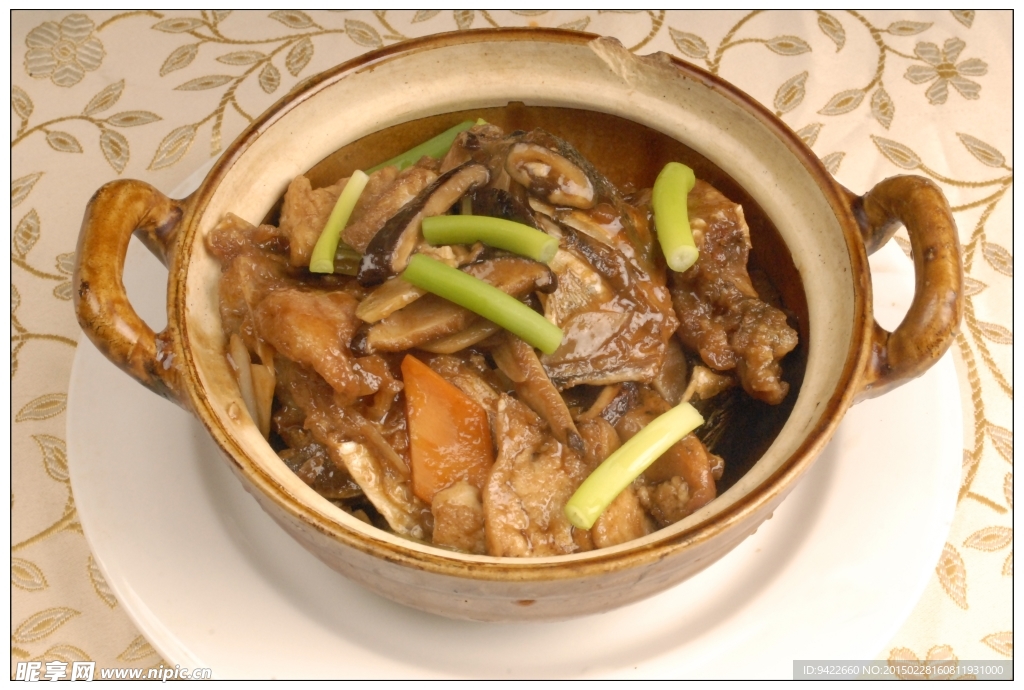 砂鍋魚頭煲
