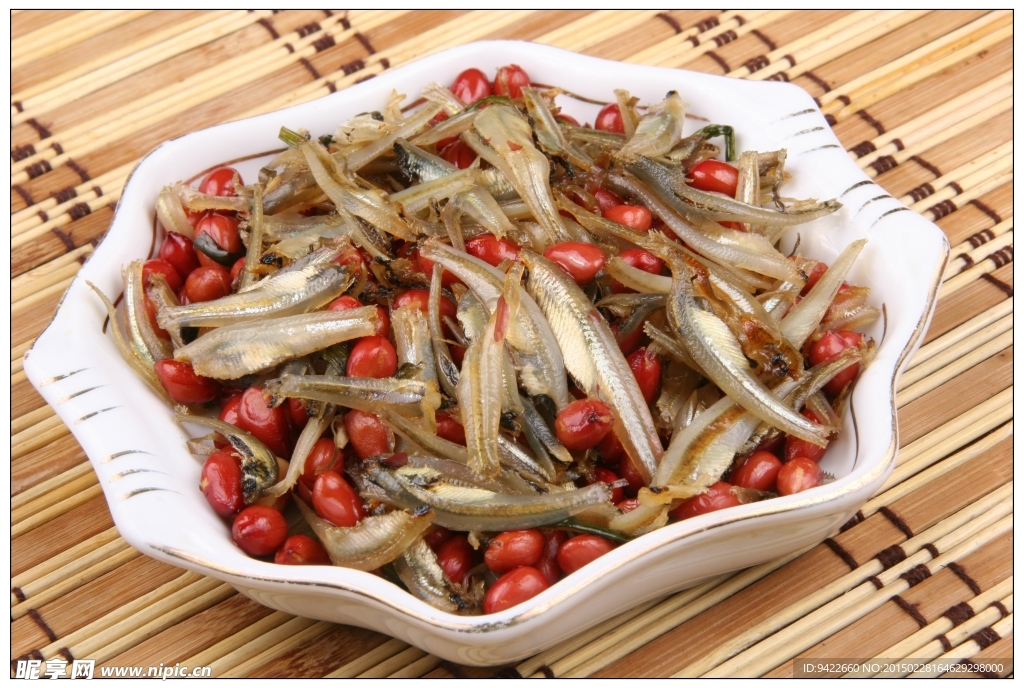 小魚花生