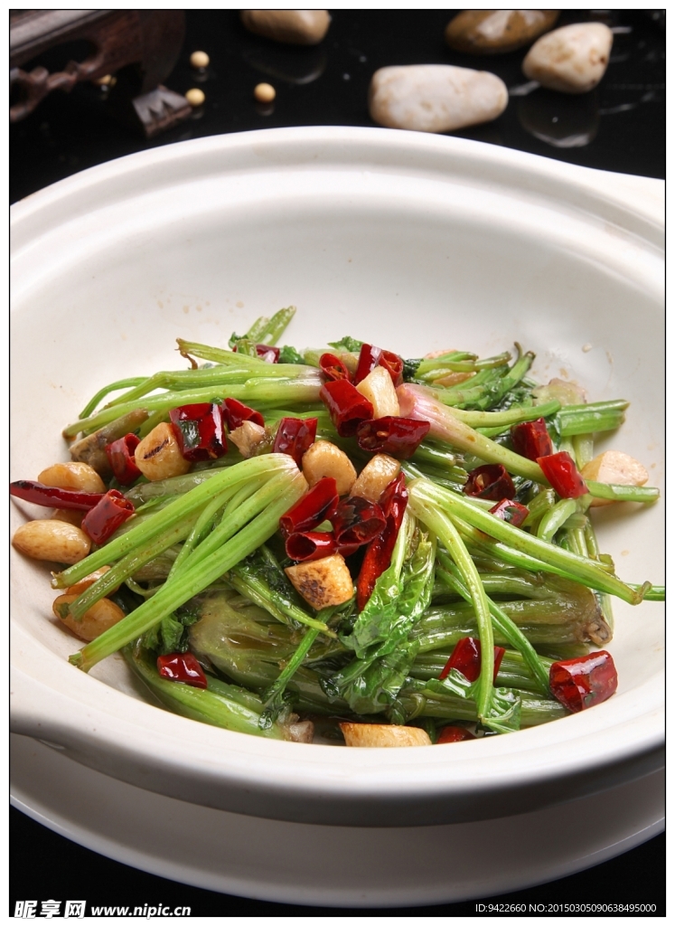 砂鍋菠菜桿