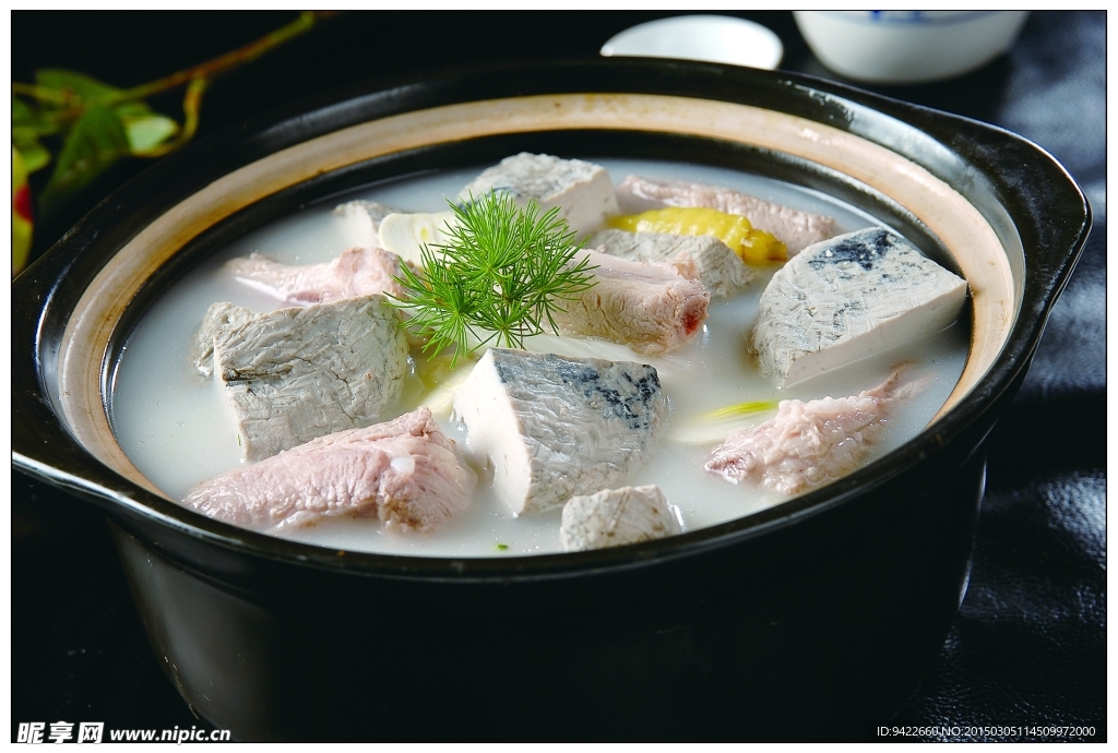 南京臭豆腐煲排骨