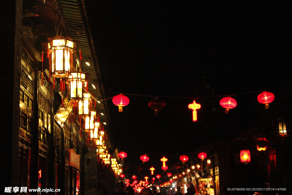 夜色燈籠