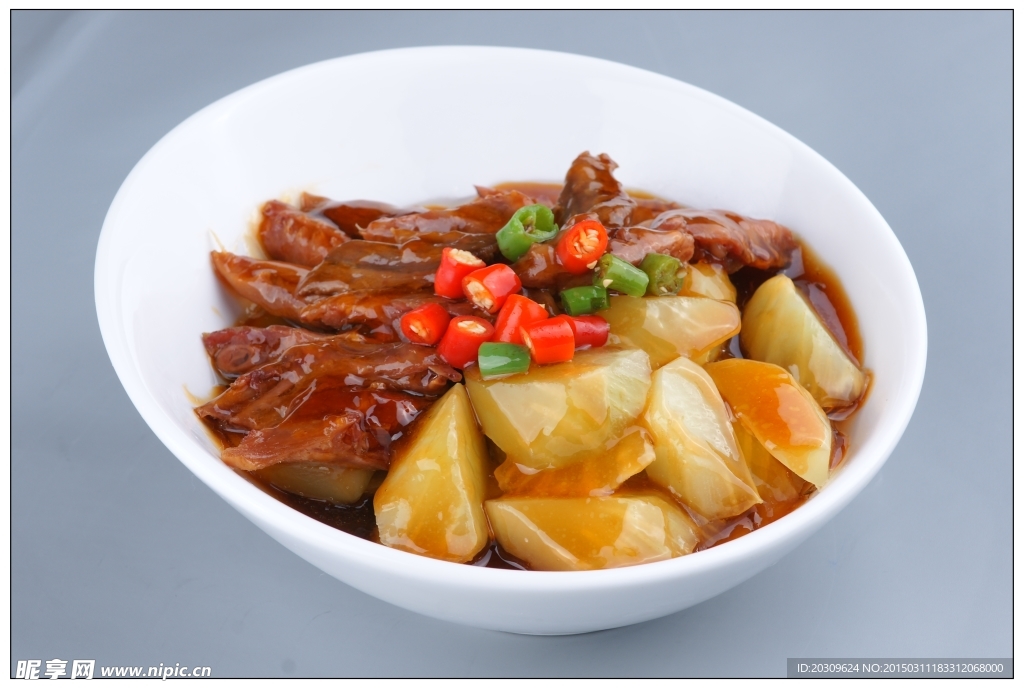 臘鴨翅燒萵筍