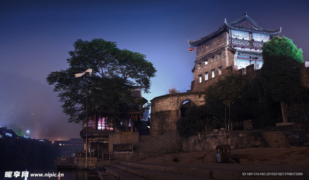 鳳凰夜景