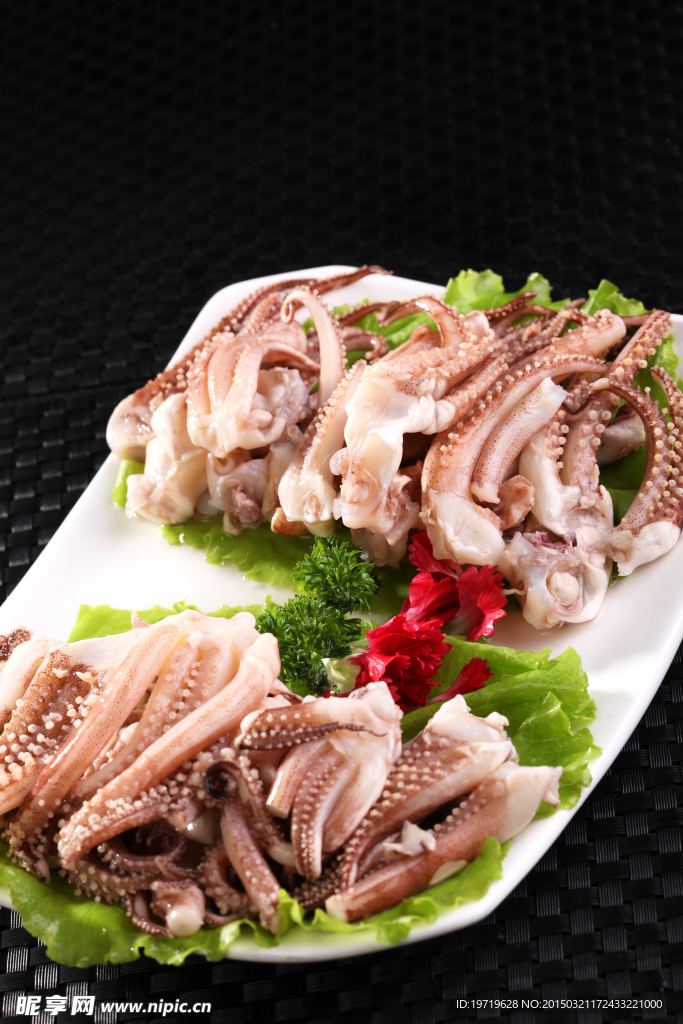 鮮章魚須