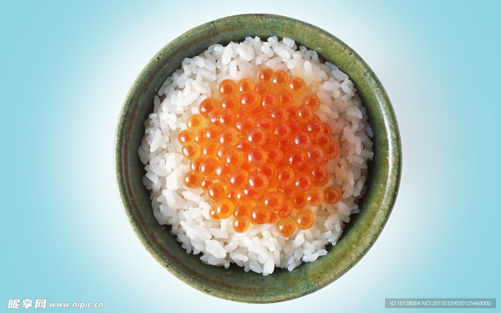 米飯上的魚子醬