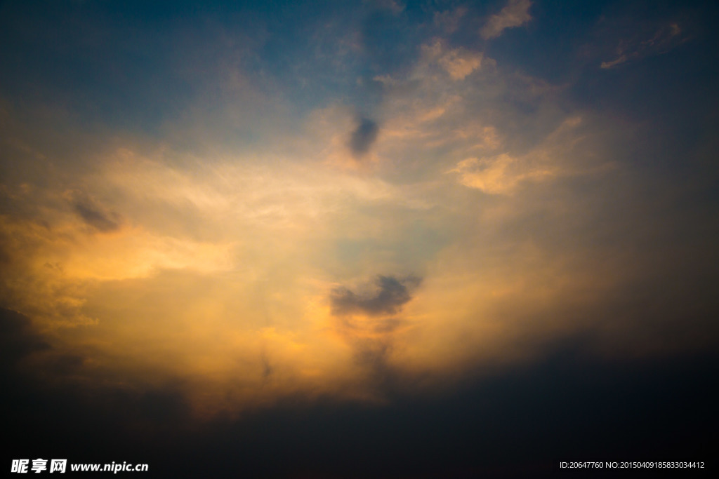 夕陽的晚霞