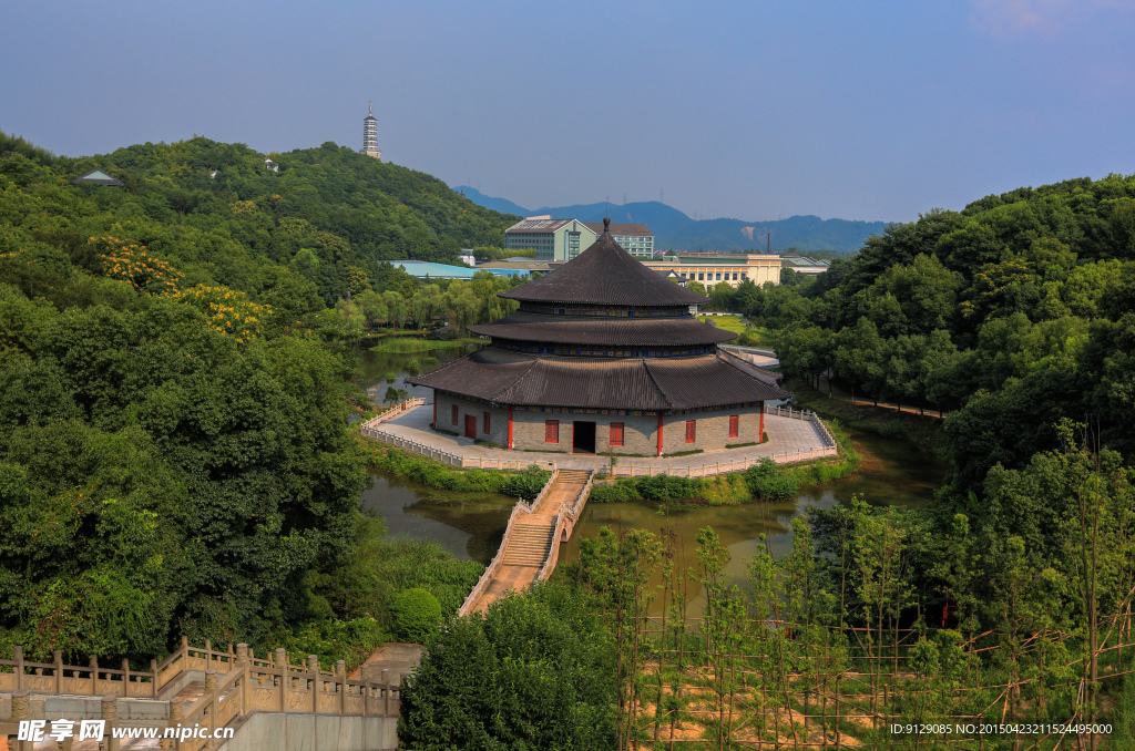 東方文化園