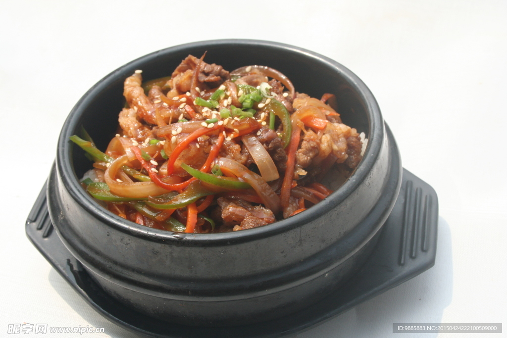 肥牛拌飯