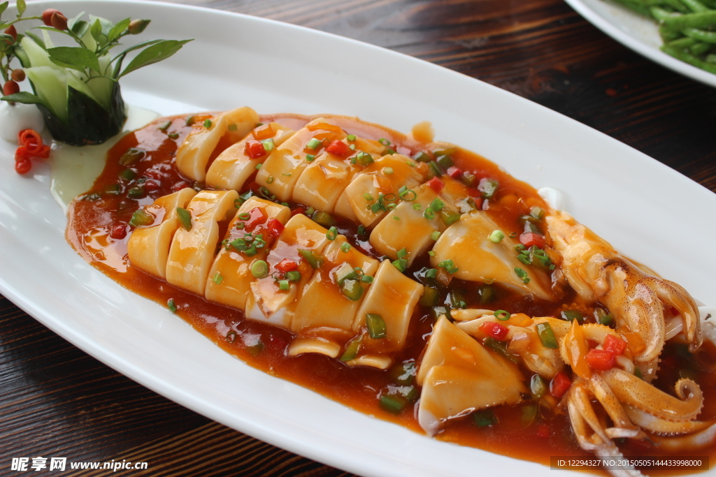 鮮汁魷魚(yú)筒