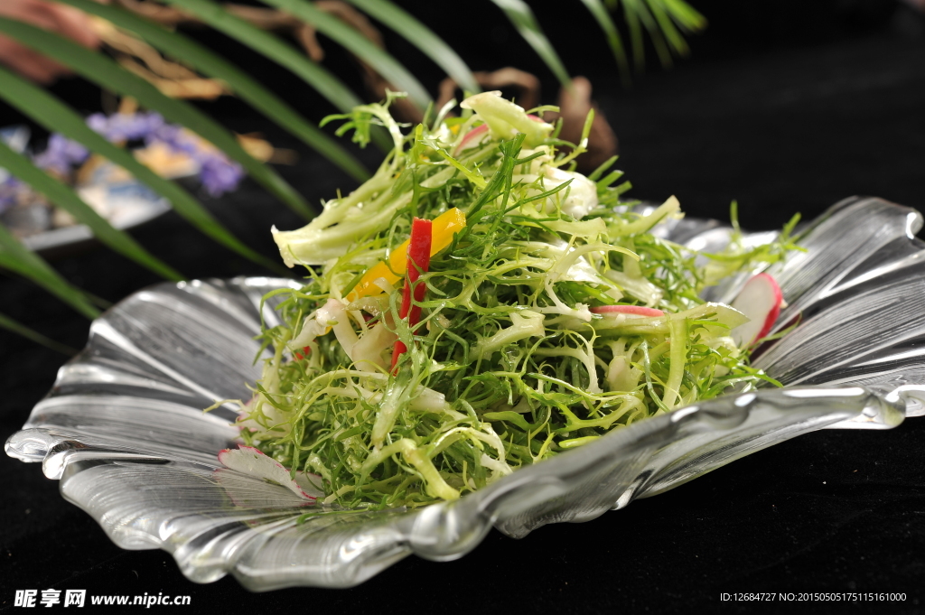 涼拌苦菊
